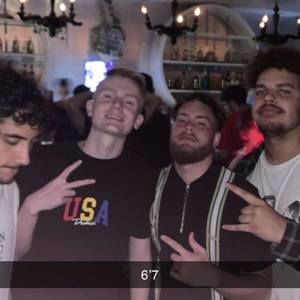 Meet your Posher, Daniel